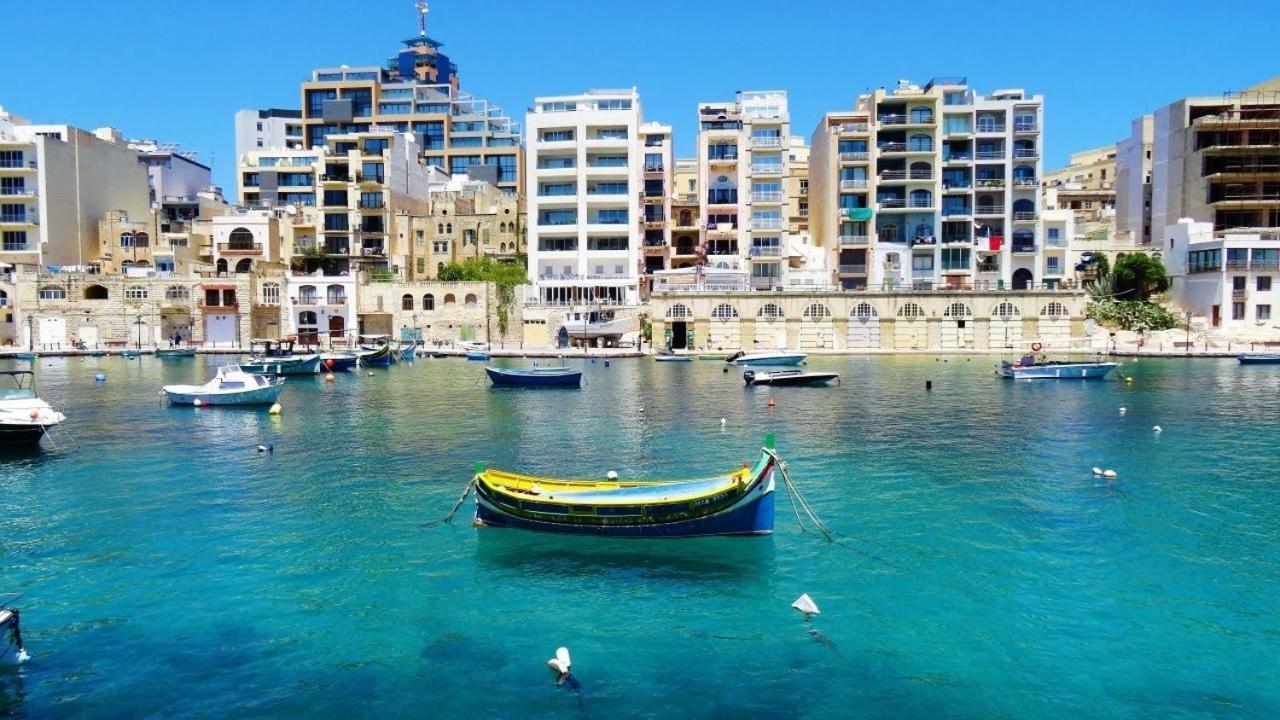 Stylish 2Br Apartment In Central St Julians Saint Julian's Екстериор снимка